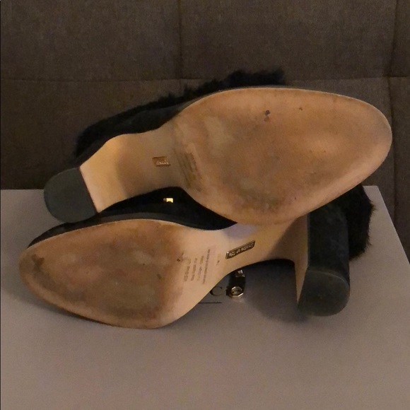 Yuma Rabbit Fur Harness Booties - Picture 5 of 8